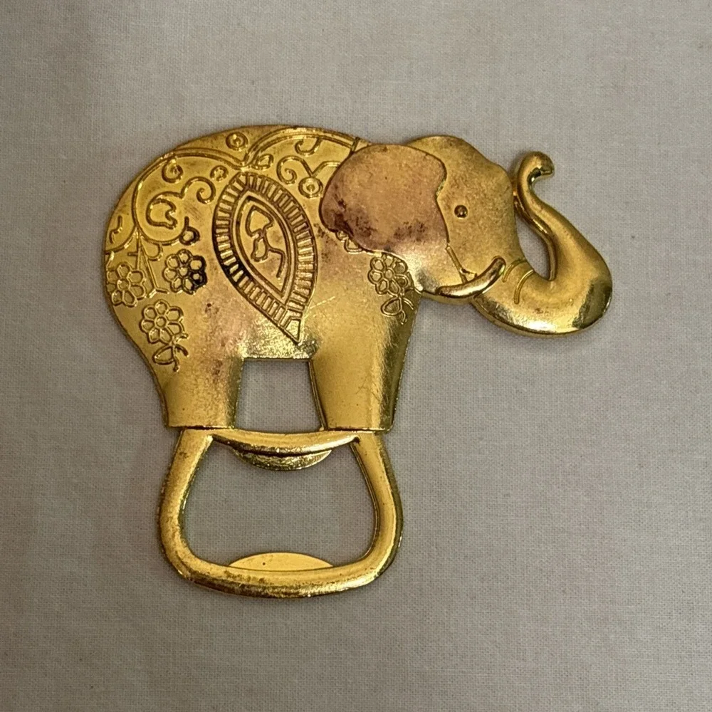 Unbranded gold toned
